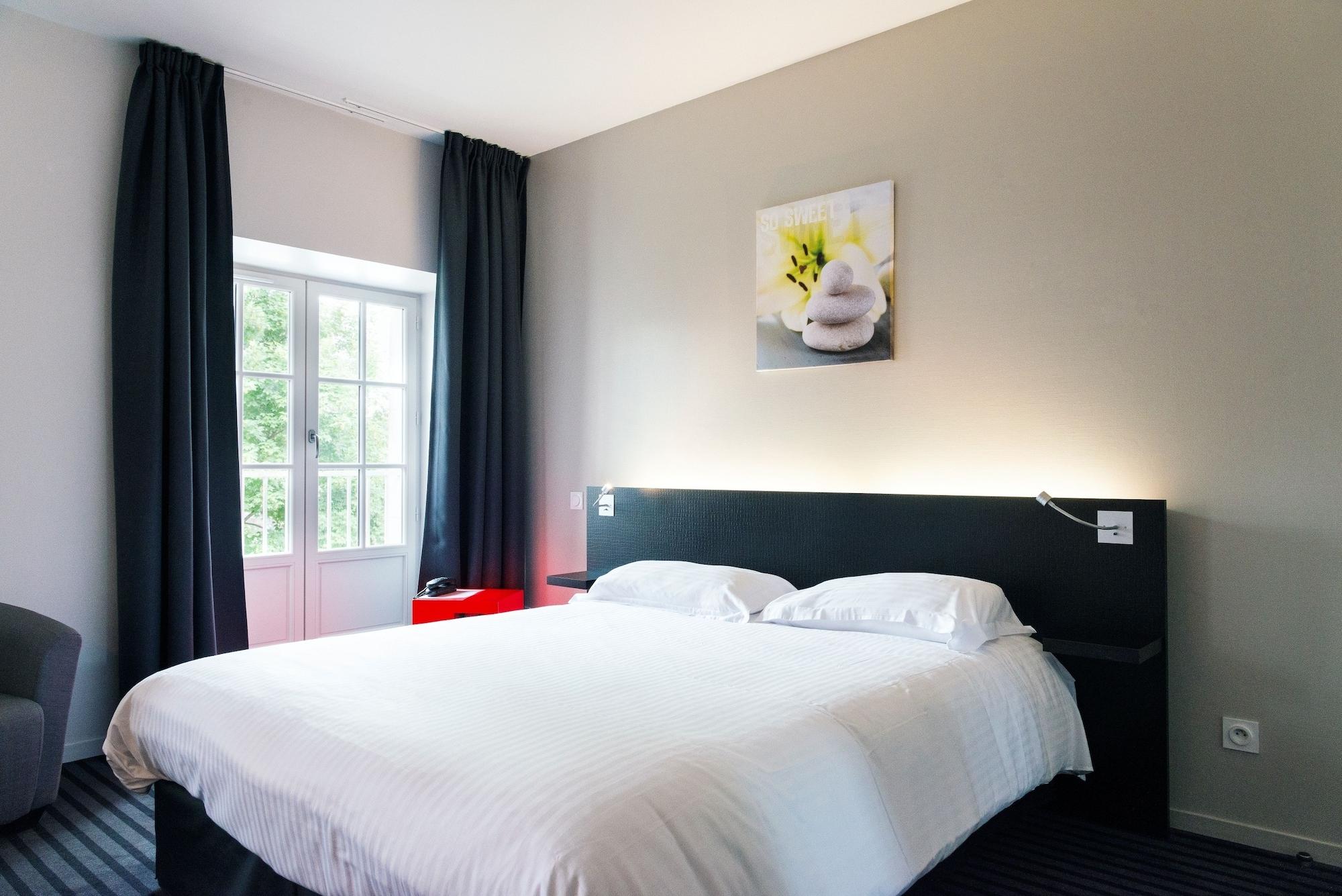 Le Germinal Hotel Cesson-Sévigné Екстериор снимка